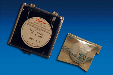 7000-451 NaCl Window, 32 mm x 3 mm